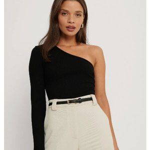 NWT Ribbed One-Shoulder Crop Top